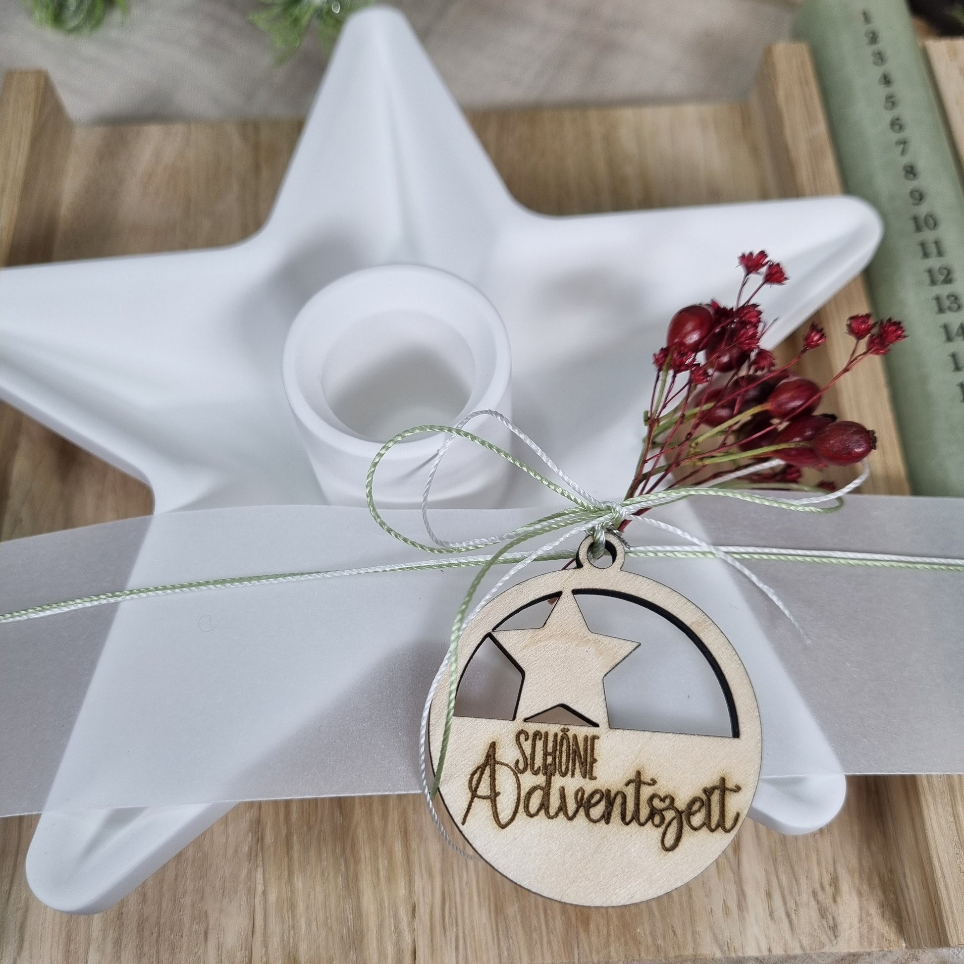 Kerzenhalter Stern mit Adventskalenderkerze in Holzbox | Kerzenset Advent | Geschenkset Weihnachten | Adventskalenderkerzen